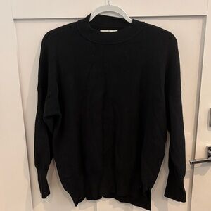 Abercrombie & Fitch Men's Black Crewneck Sweater